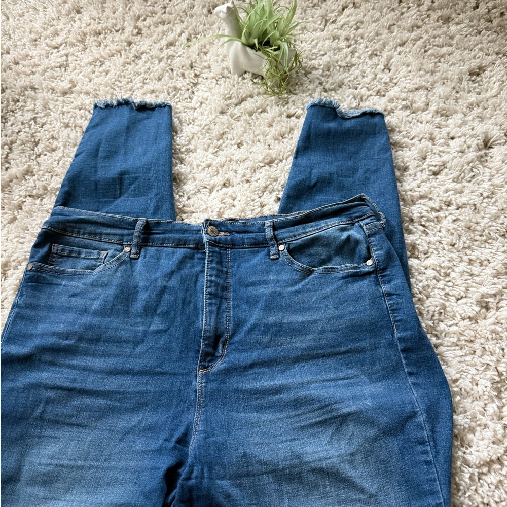 Sofia Jean, Sofia Vergara High-Waisted Blue Dark … - image 2